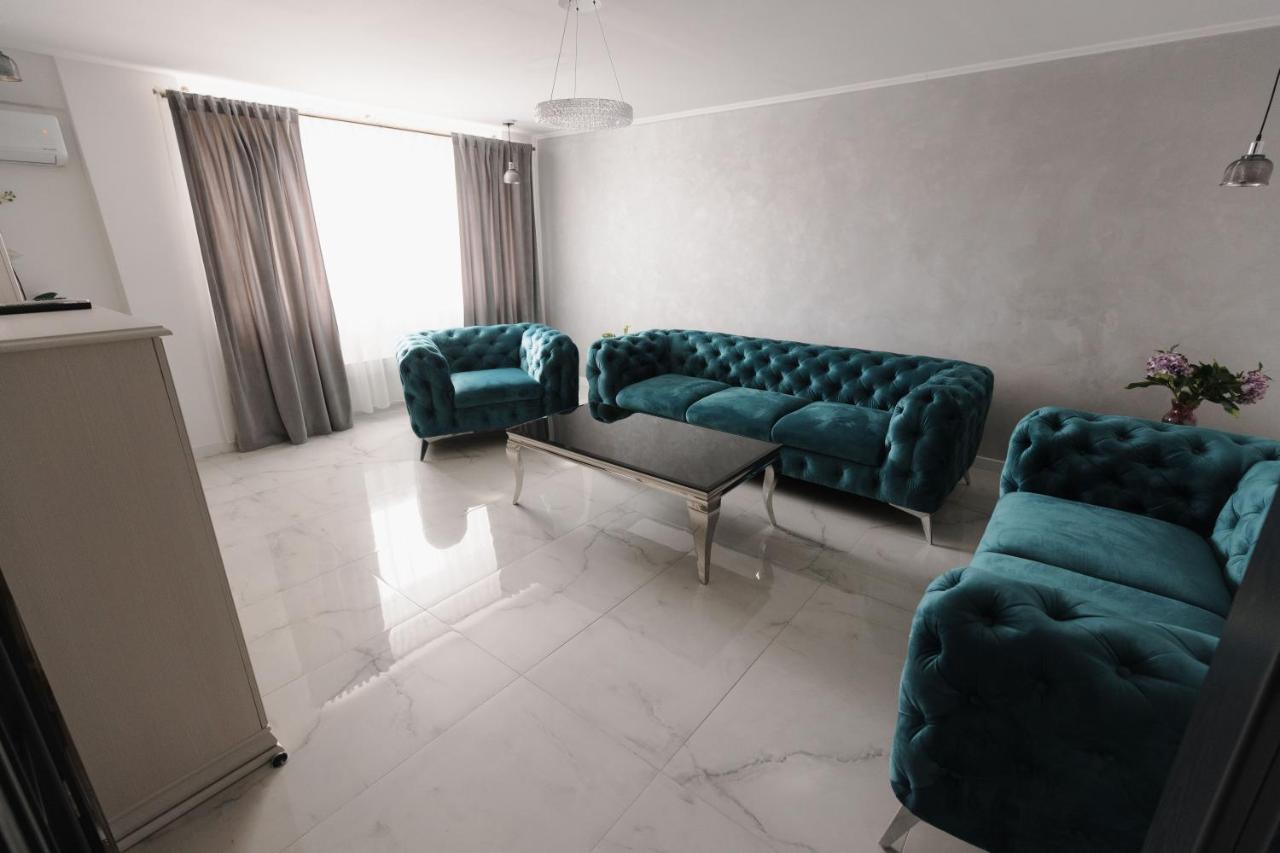 Bear'S Apartment 2 Alba Iulia Bagian luar foto